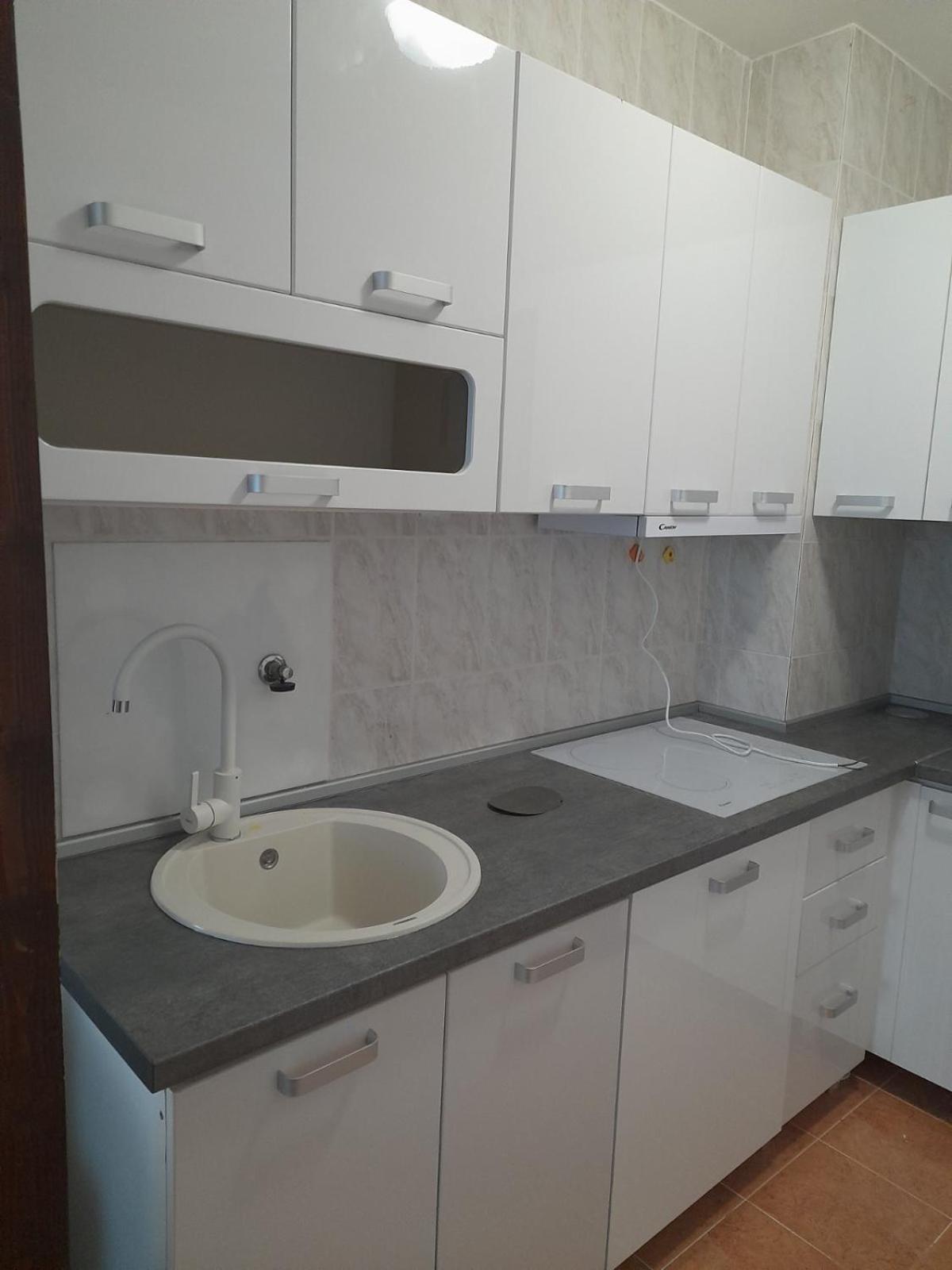 Apartment Tijana Sutomore Ngoại thất bức ảnh