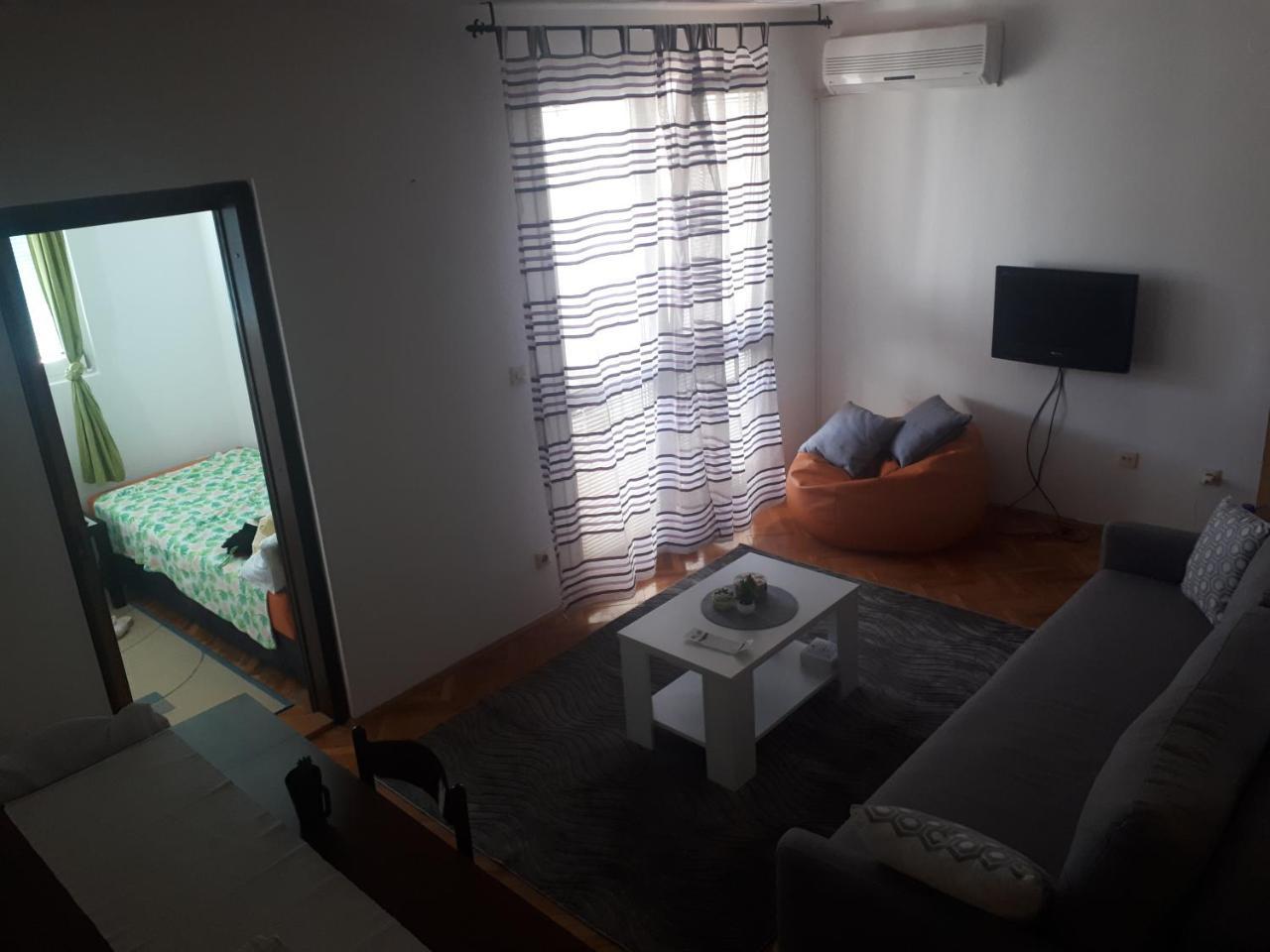 Apartment Tijana Sutomore Ngoại thất bức ảnh