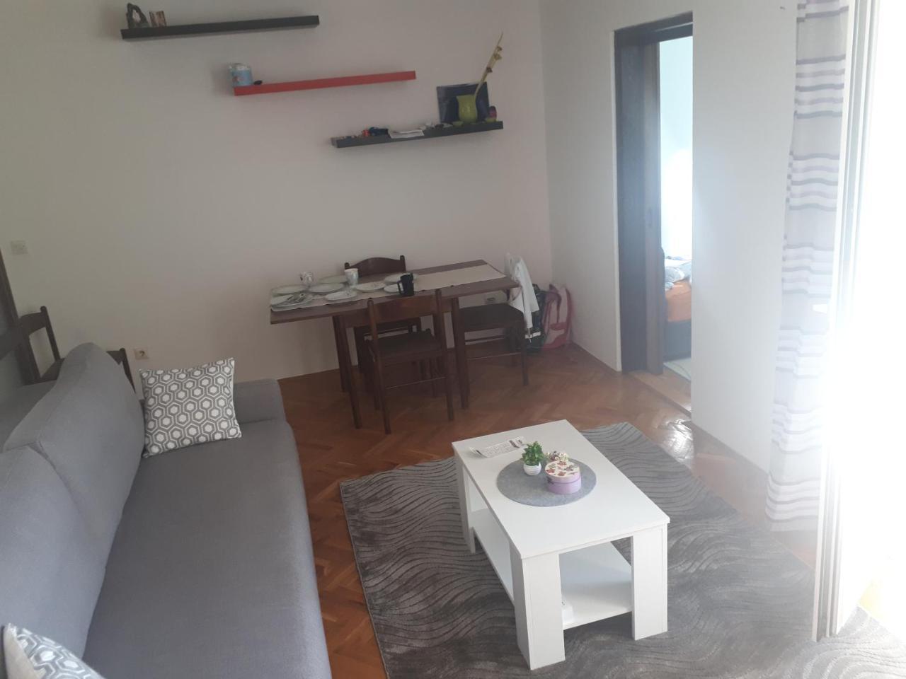 Apartment Tijana Sutomore Ngoại thất bức ảnh