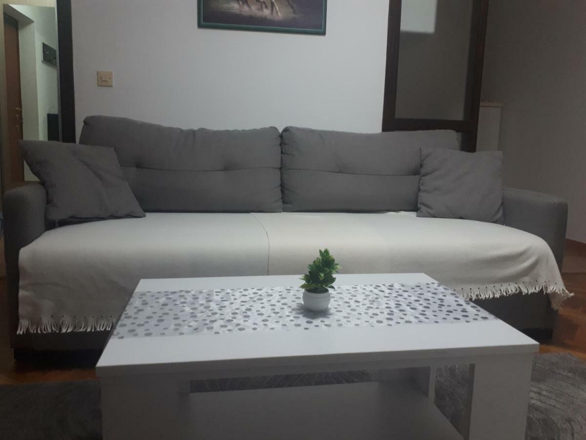 Apartment Tijana Sutomore Ngoại thất bức ảnh
