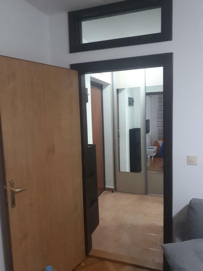 Apartment Tijana Sutomore Ngoại thất bức ảnh