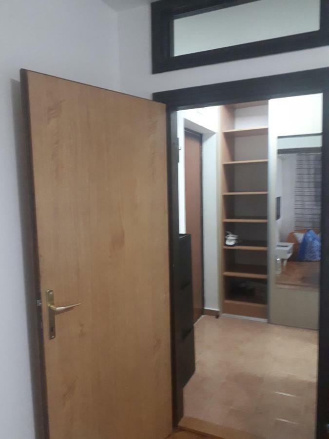Apartment Tijana Sutomore Ngoại thất bức ảnh